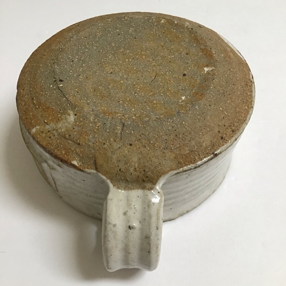 Handmade Studio Pottery Chowder Bowl Handle Natural Speckled Glaze Rustic Cabin - Picture 5 of 14